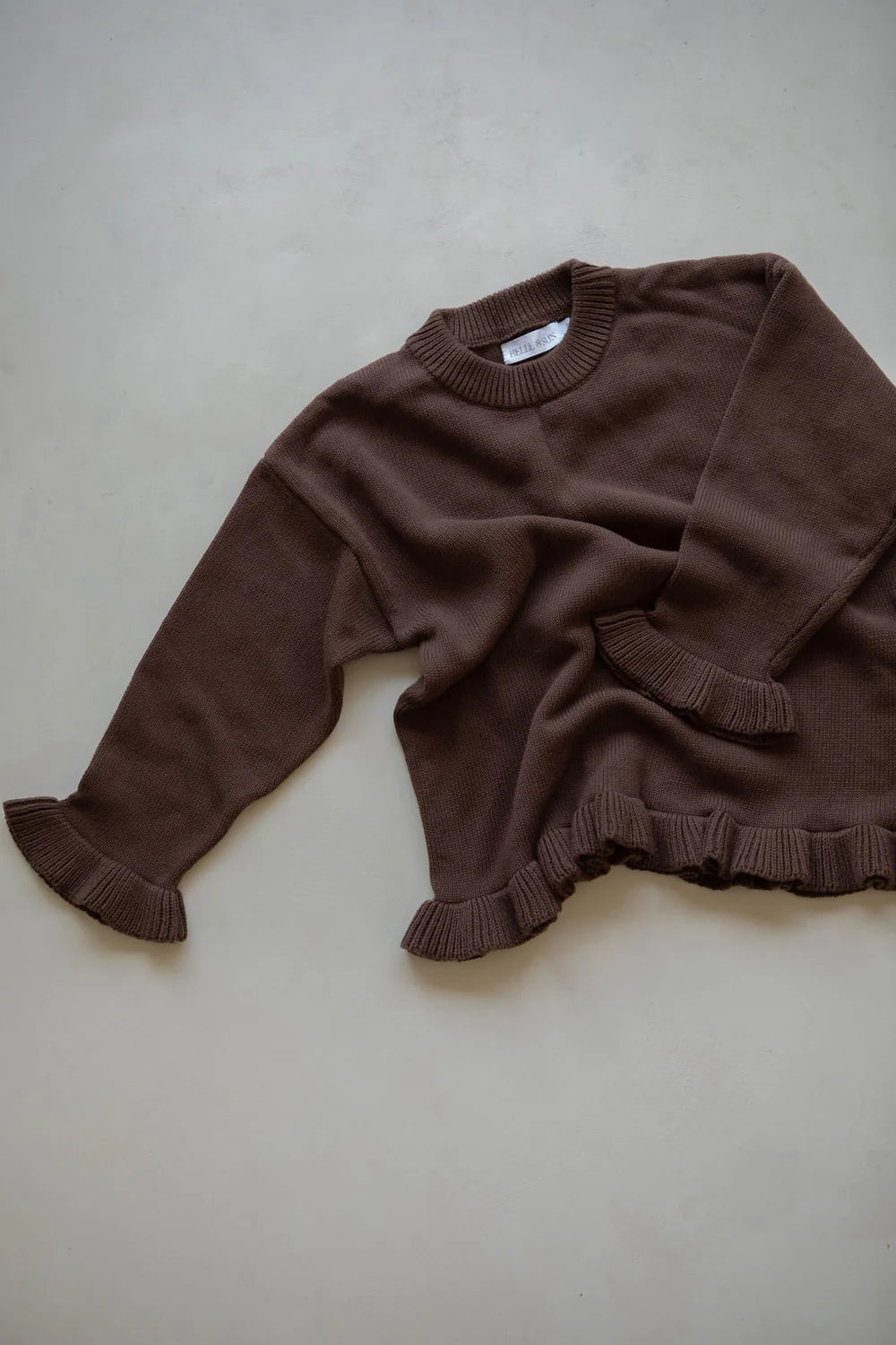 BELLE & SUN Frill Pullover | Cocoa