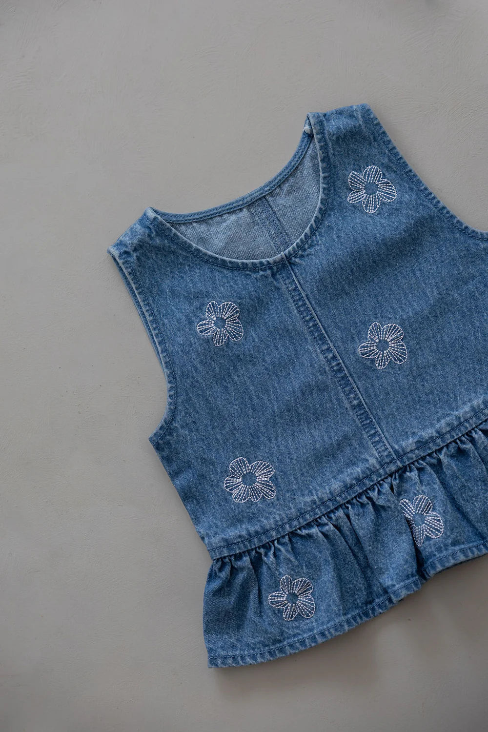 BELLE & SUN Denim Top | Flower