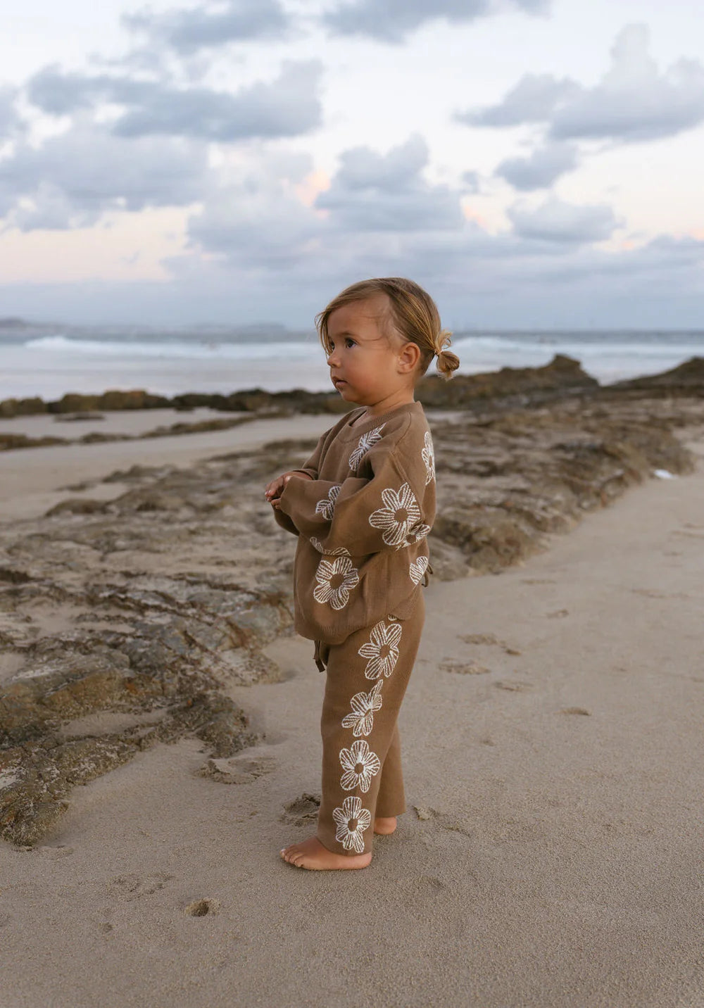 BELLE & SUN Tie-up Top | Cocoa Flower